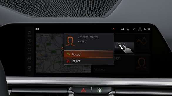 BMW M440i xDrive Cabrio Operating System