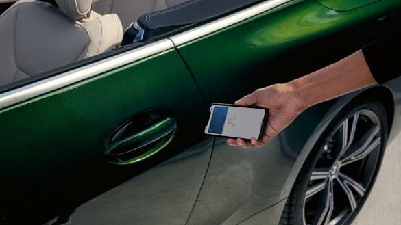 BMW M440i xDrive digital key