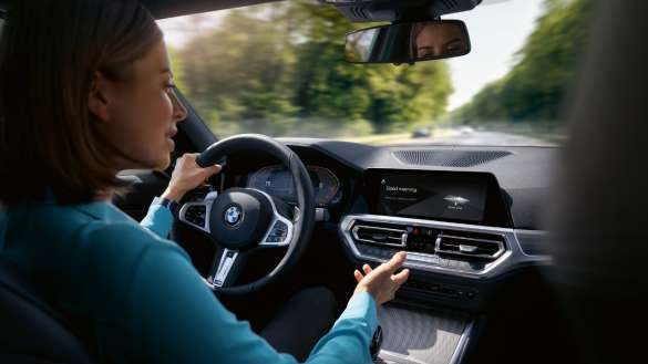 BMW X4 G02 BMW Intelligent Personal Assistant.