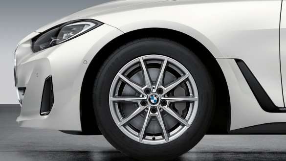 18" BMW Gussrad Doppelspeiche 853 Gunmetal Grey BMW i4 M50 G26 2021