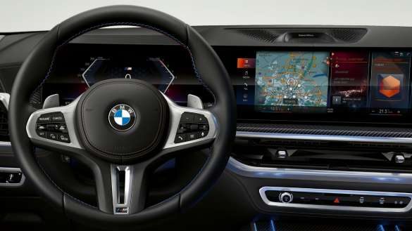 X7 M60i Lederlenkrad