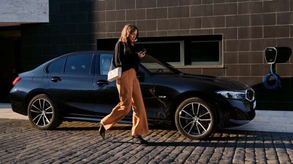 BMW 3er Limousine LCI G20 My BMW App