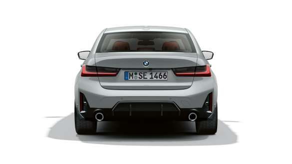 BMW 3er Limousine LCI G20 Brookly Grau Heckansicht stehend