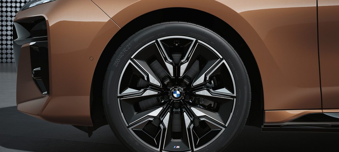 BMW i7 M70 xDrive Limousine G70 21" M Aerodynamikräder 909 M Multicolor