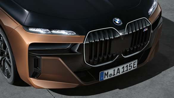 BMW i7 M70 xDrive Limousine G70 M Sport Exterieurumfänge